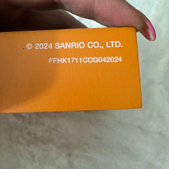 Hello Kitty Glitter Pumpkin Halloween Wooden Sign Decor NEW sparkle Fall Decor - Picture 2 of 9